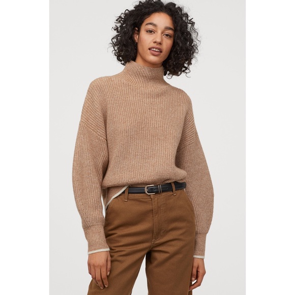 H&M balloon sleeved sweater - Picture 4 of 5